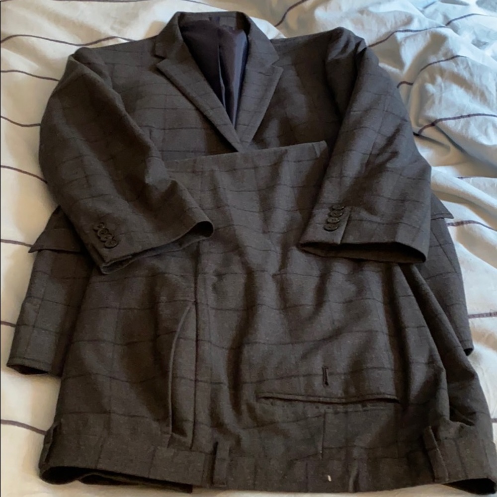 J.Crew Men’s Flex Wool Thompson (slim fit) suit